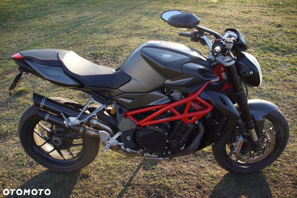 MV AGUSTA Brutale - 1