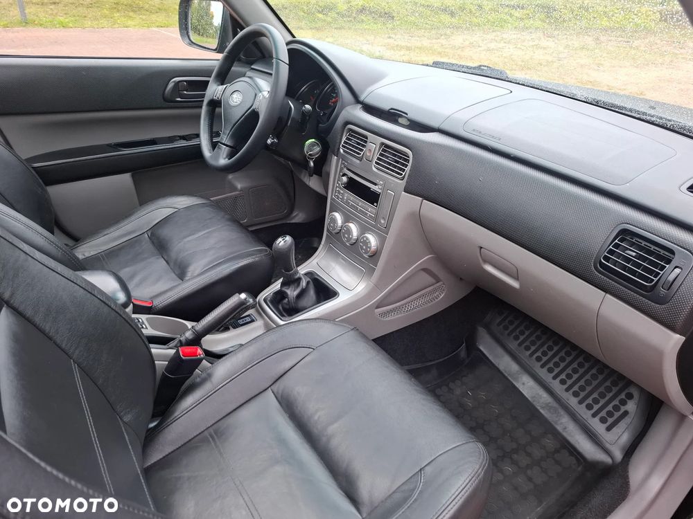 Subaru Forester 2.0 XC Celebration - 17