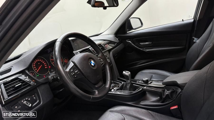 BMW 318 d xDrive Line Sport - 7