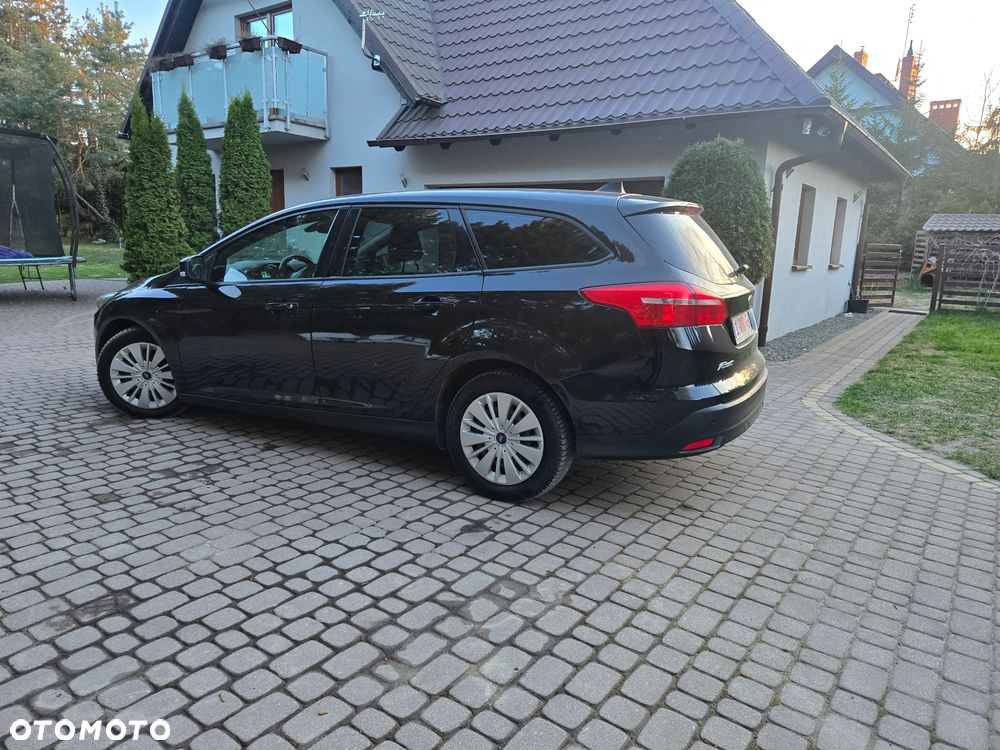 Ford Focus 1.6 TDCi DPF Start-Stopp-System SYNC Edition - 8