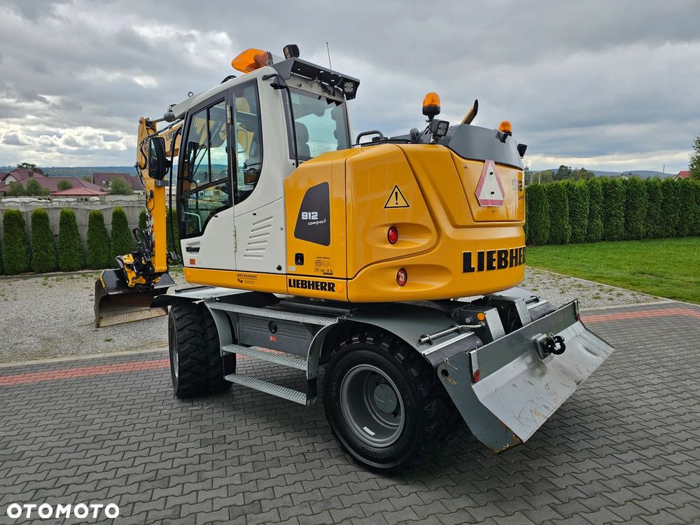 Liebherr A 912 Compact - 3