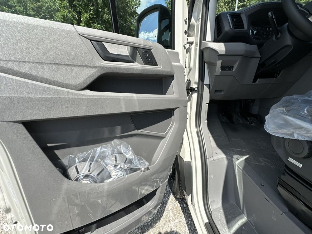 Volkswagen Crafter 35 furgon wysoki dach, 2,0 TDI 177KM, przedni, 6-bieg manualna 3640 mm, Euro 6 - 11
