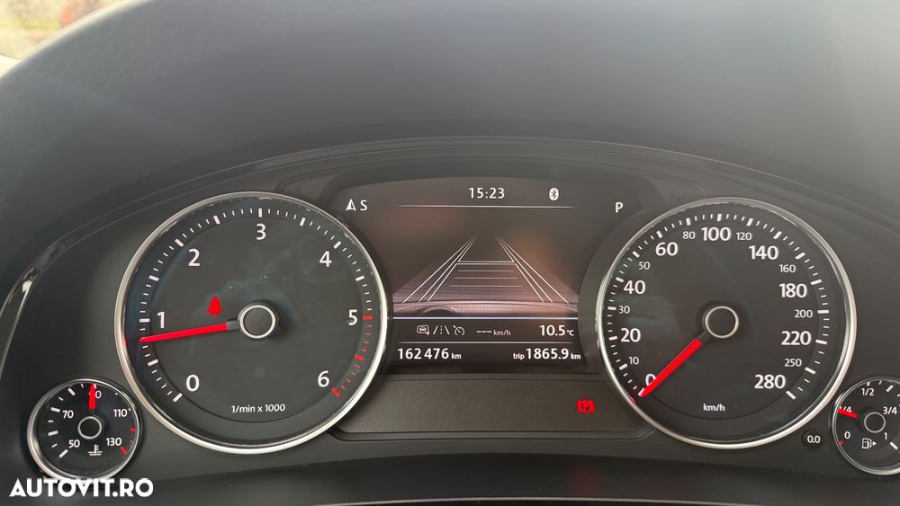 Volkswagen Touareg 3.0 V6 TDI SCR Blue Motion DPF Automatik Executive Edition - 31