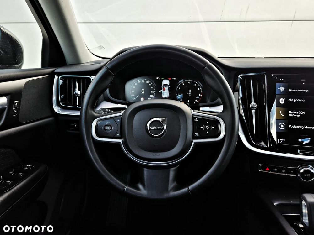 Volvo V60 B3 B Momentum Pro - 16