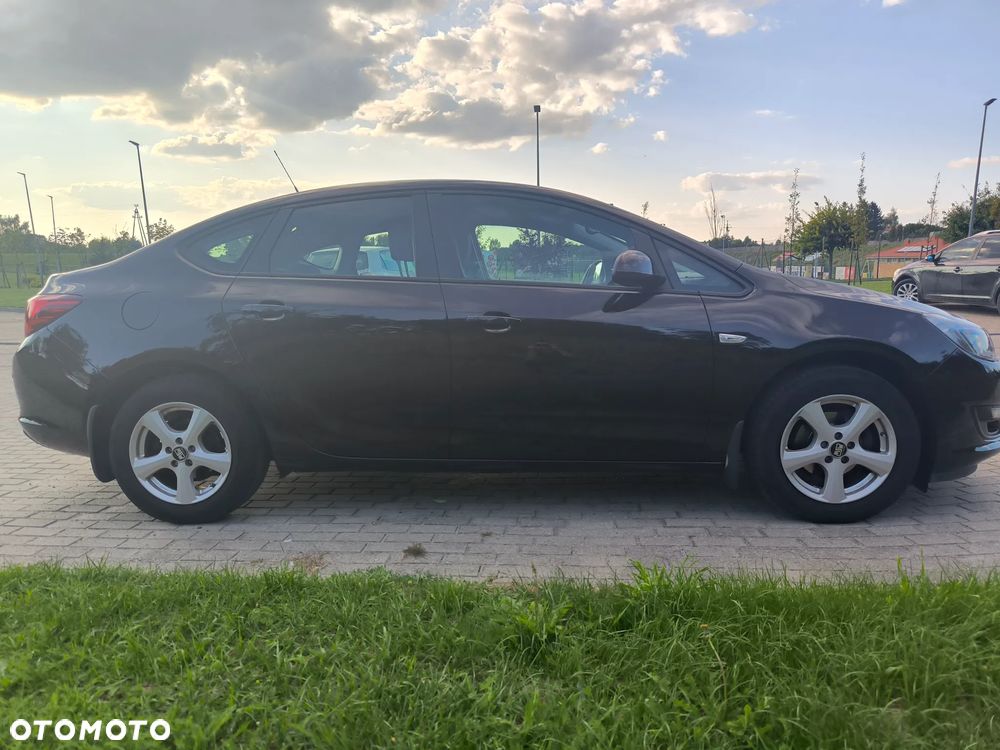 Opel Astra 1.4 Active - 4