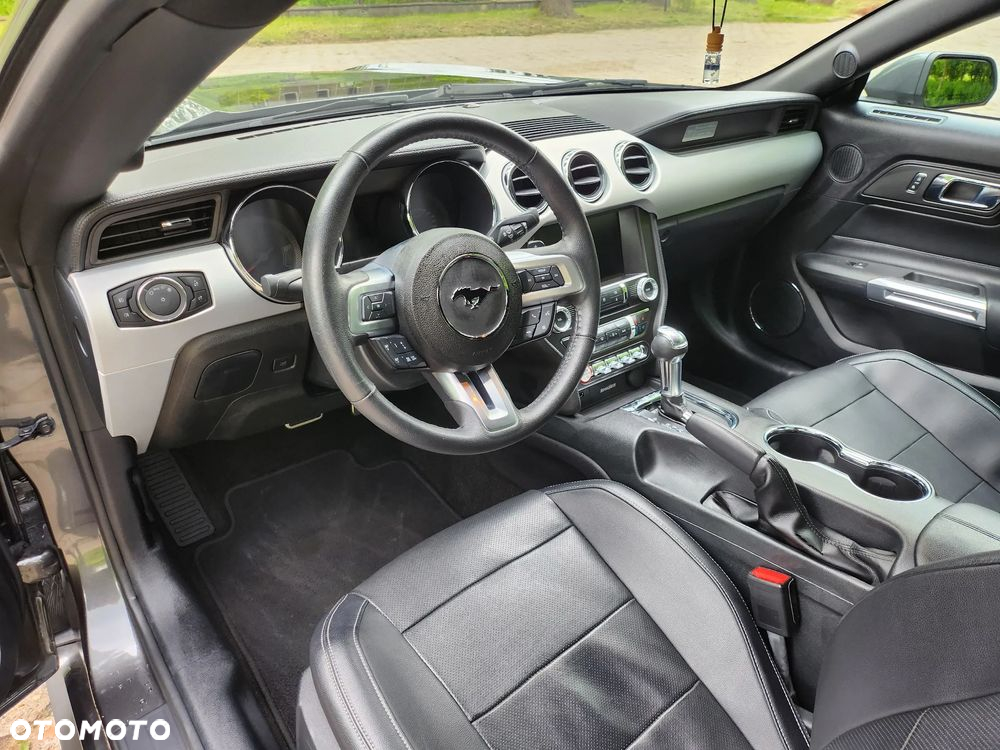 Ford Mustang 5.0 V8 GT - 17