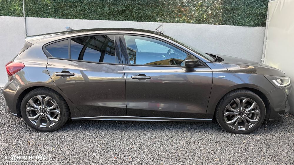 Ford Focus 1.0 EcoBoost MHEV ST-Line X Aut. - 8