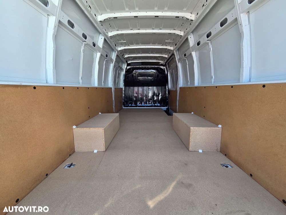 Renault New Master Axa Dubla L5H3 - 11