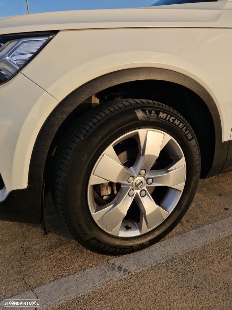 Volvo XC 40 1.5 T3 Momentum Plus - 25