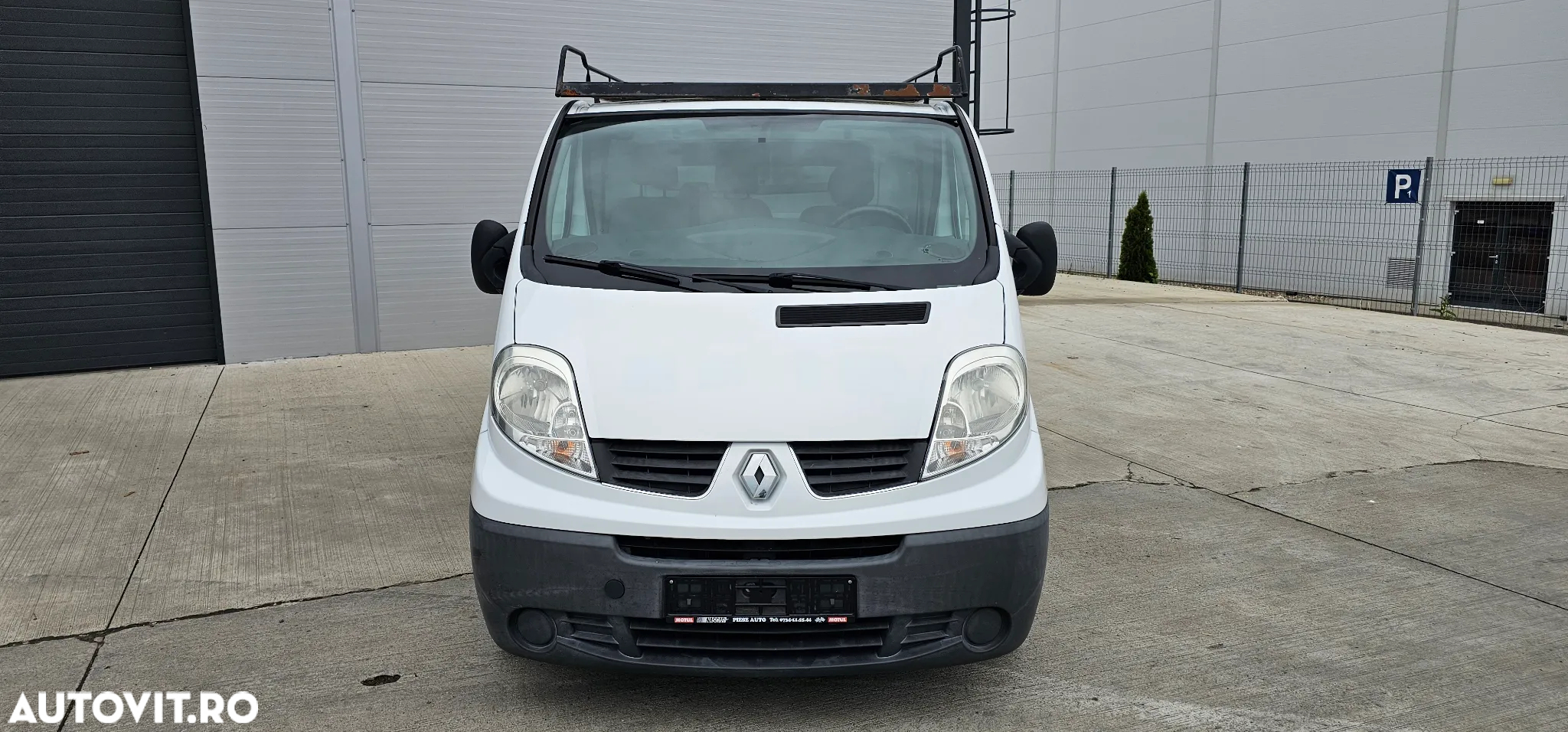 Renault Trafic 2.0 dCi 115 Combi L1H1 - 8
