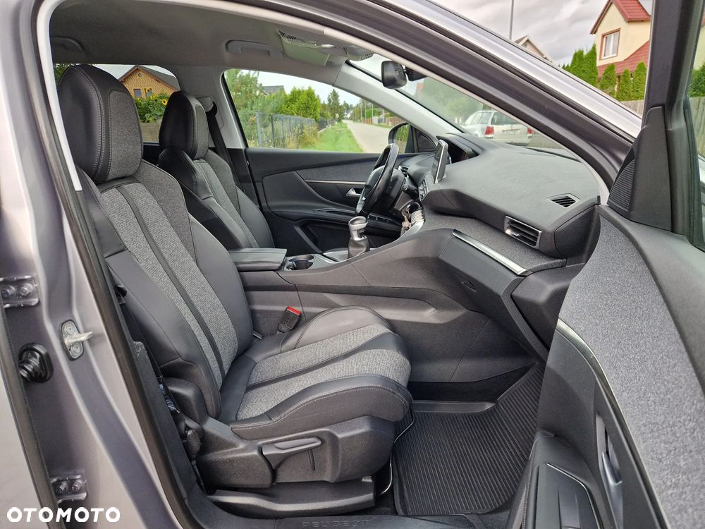 Peugeot 5008 1.6 BlueHDi Allure 7os - 9