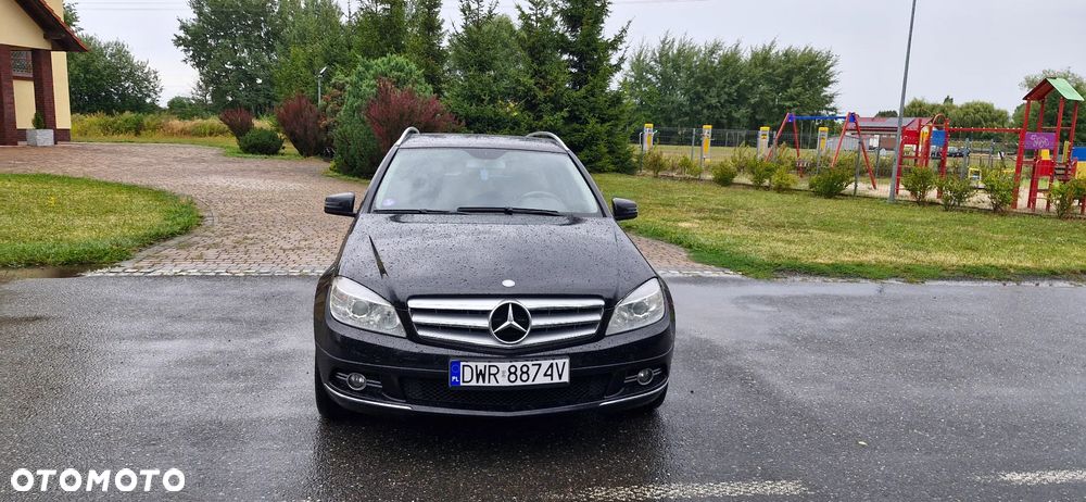 Mercedes-Benz Klasa C 180 CGI Automatik BlueEFFICIENCY Avantgarde - 9