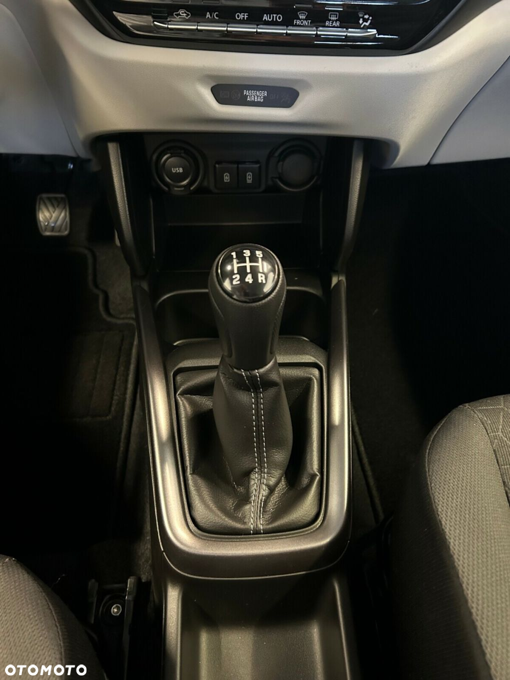 Suzuki Swift - 14