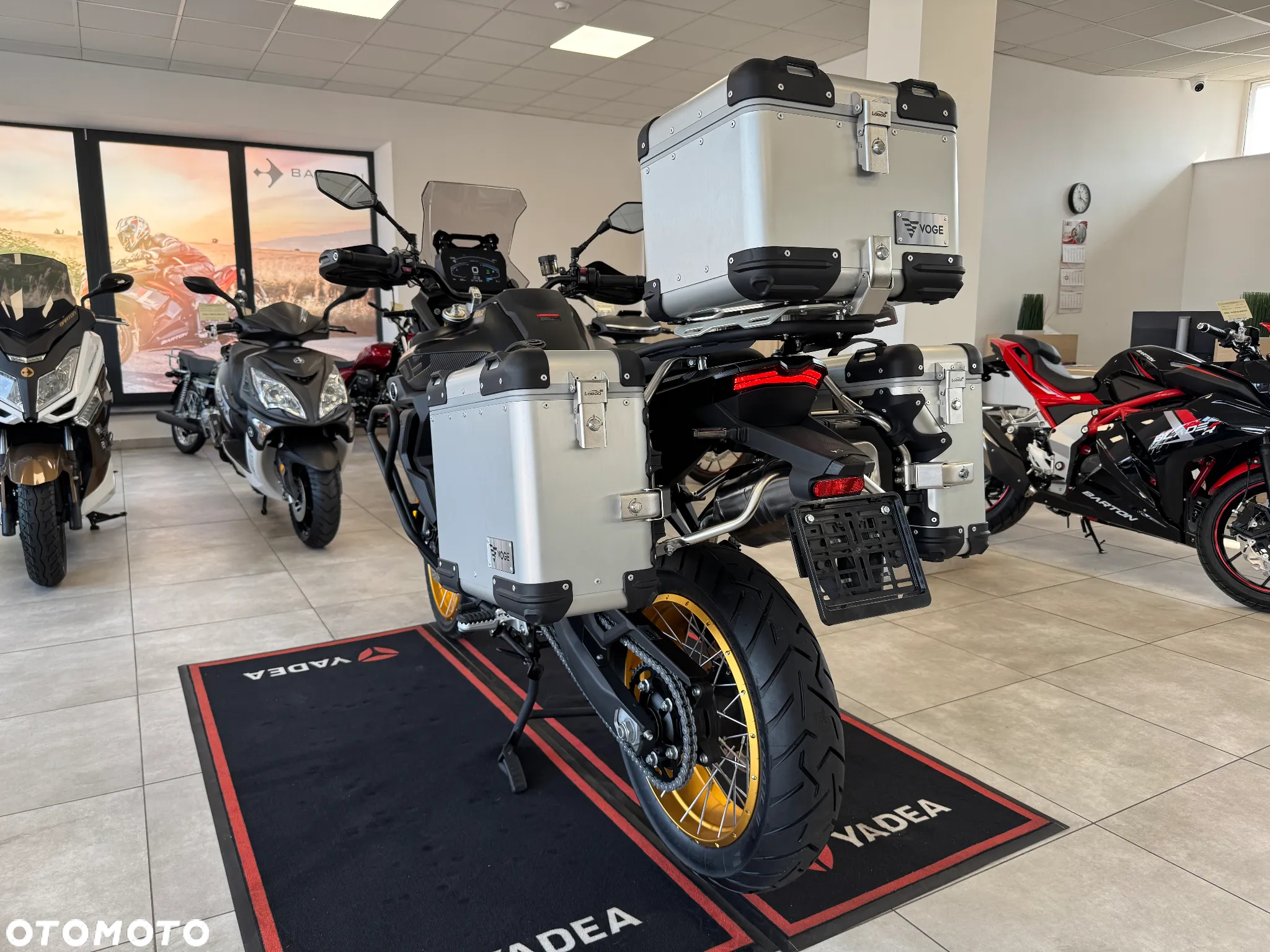 VOGE 900DSX - 11