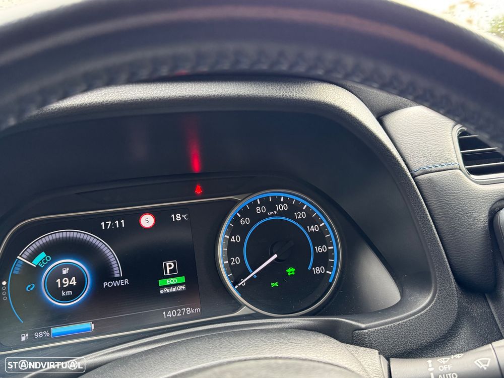 Nissan Leaf N-Connecta Full Led - 12