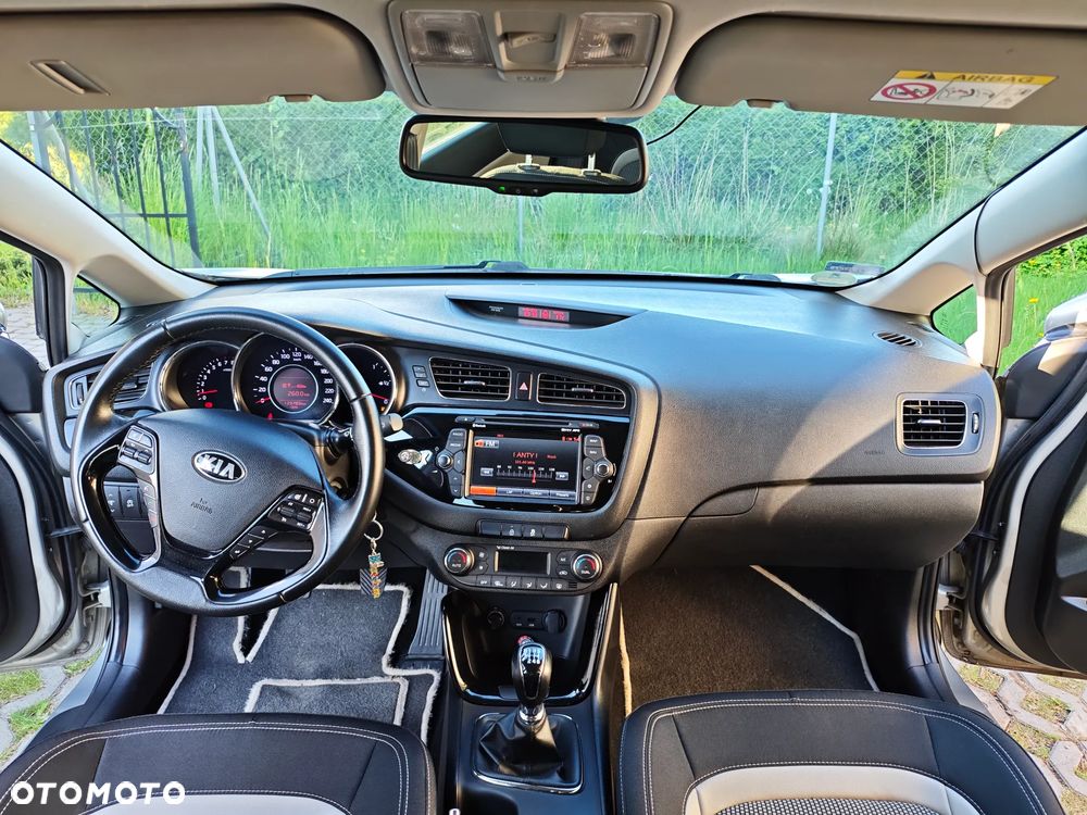 Kia Ceed 1.6 GDI M - 15