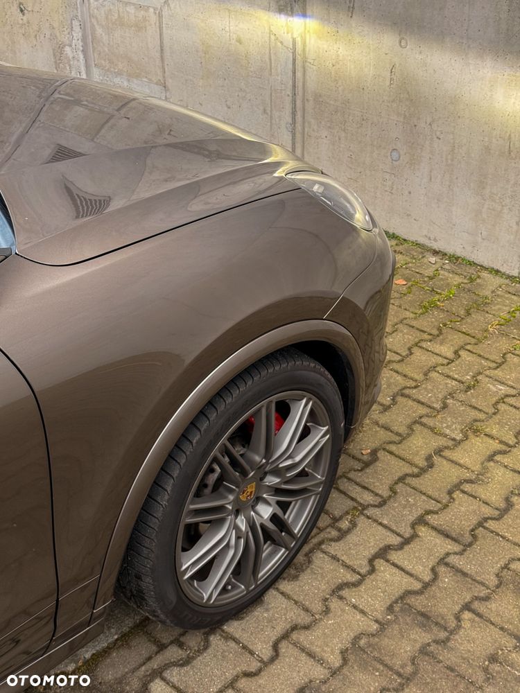 Porsche Cayenne GTS Tiptronic S - 9