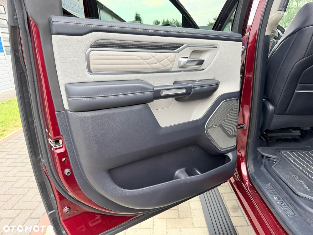 RAM 1500 5.7 eTorque Crew Cab Shortbed Limited Chrome - 7