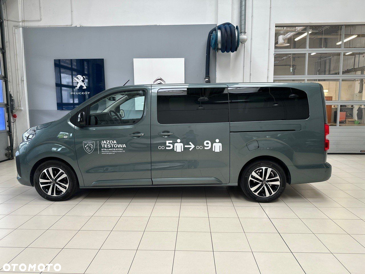 Peugeot Traveller - 5