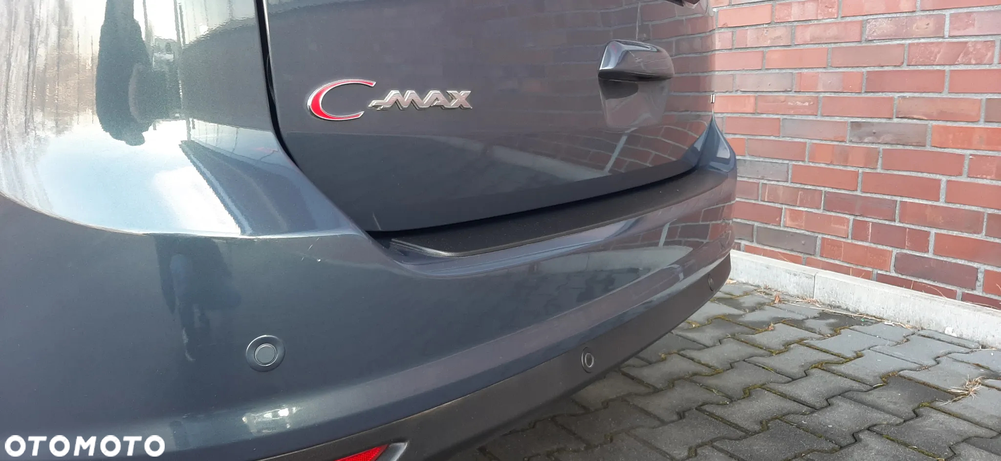 Ford Grand C-MAX - 24