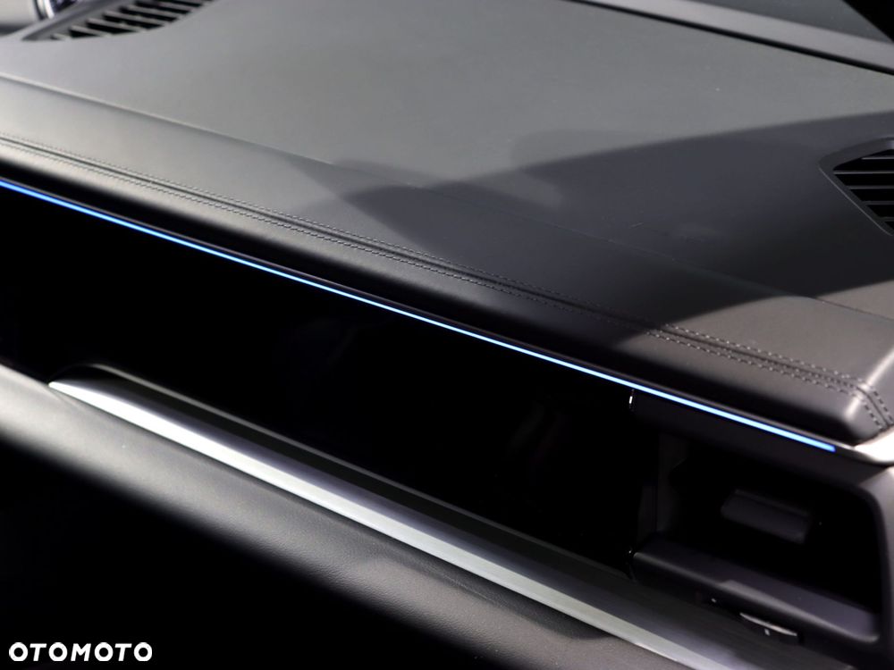 Porsche Macan 4 100kWh - 23