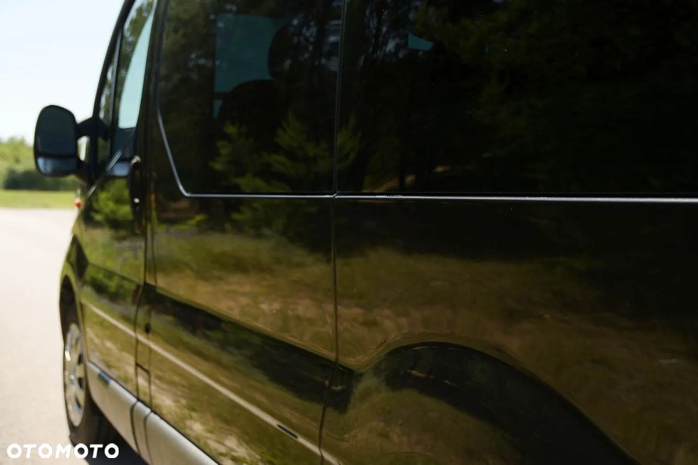 Opel Vivaro - 16