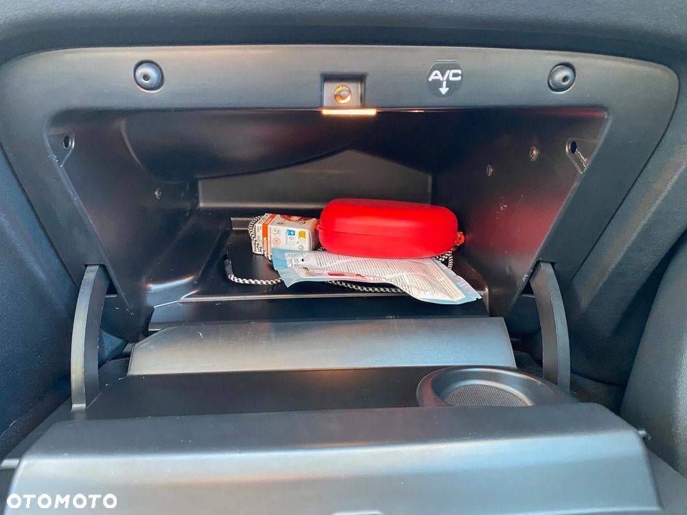 Citroën C3 Picasso 1.6 HDi Exclusive - 32