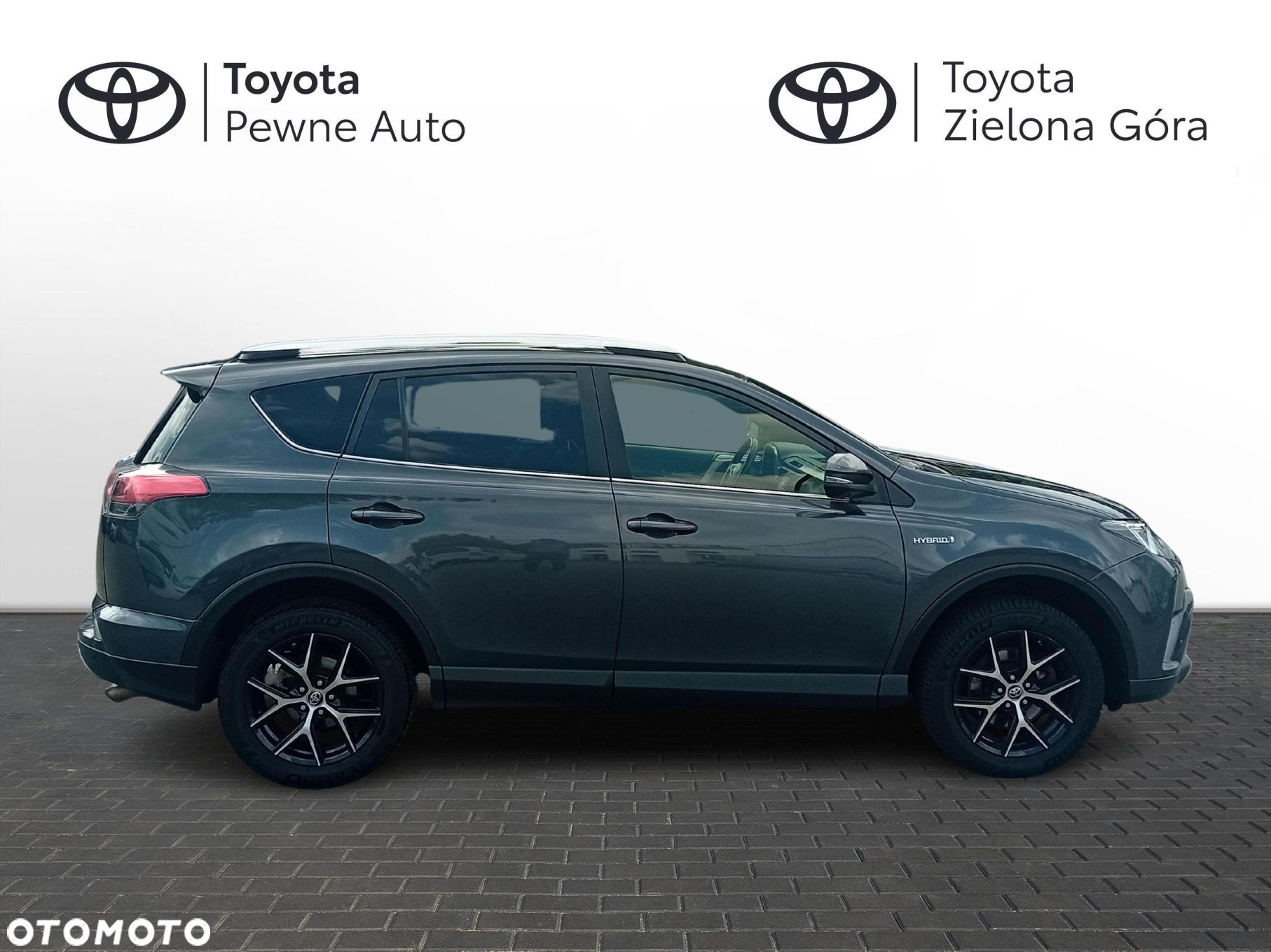 Toyota RAV4 - 6