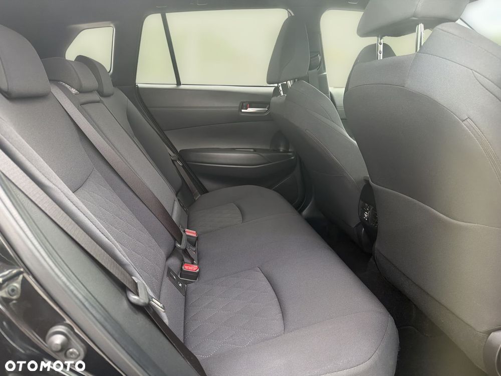 Toyota Corolla Cross - 10
