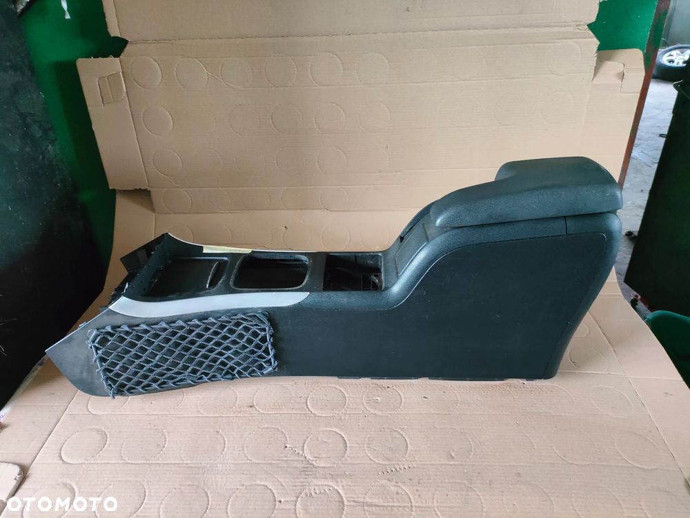 MERCEDES B-klasa W245 W169 TUNEL ŚRODKOWY PODŁOKIETNIK - 7