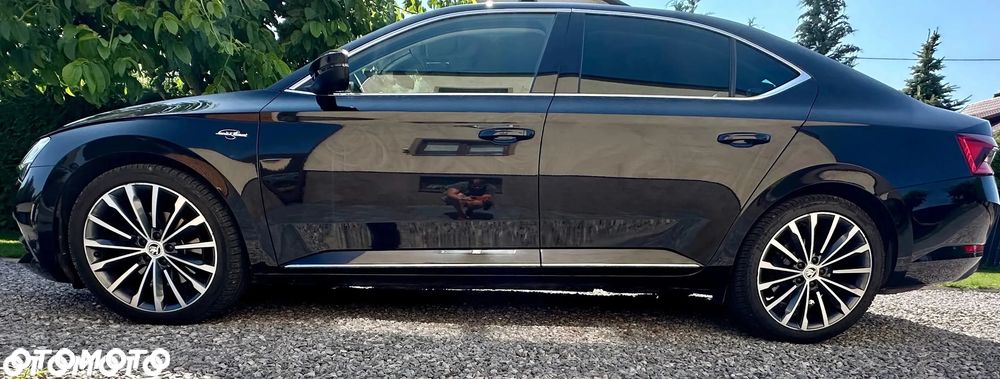 Skoda Superb 2.0 TDI 4x4 L&K DSG - 2