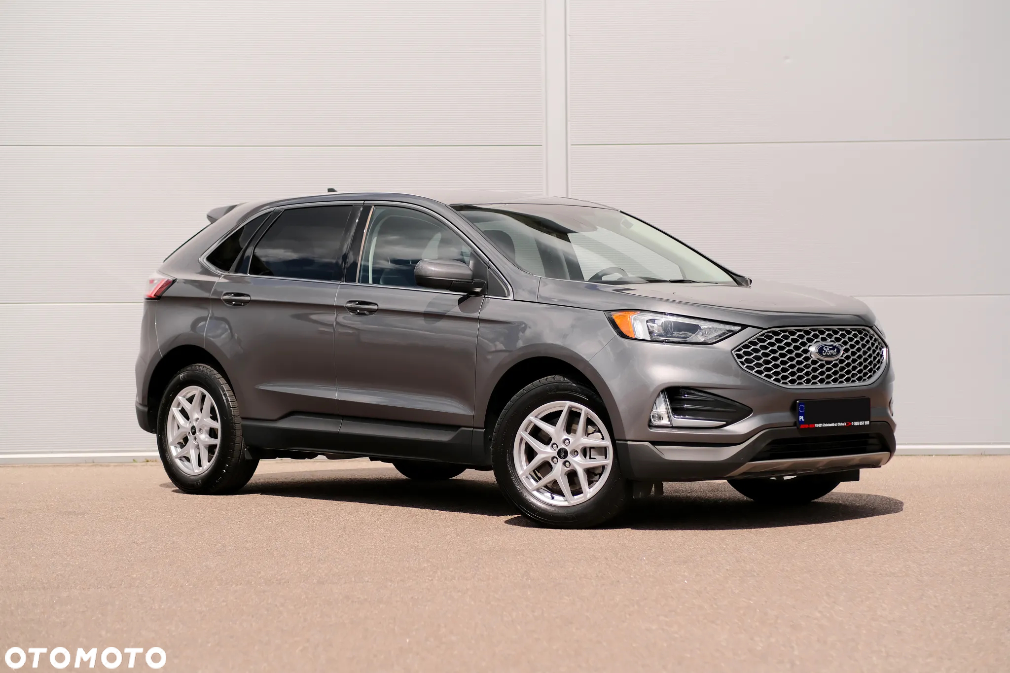 Ford Edge - 2