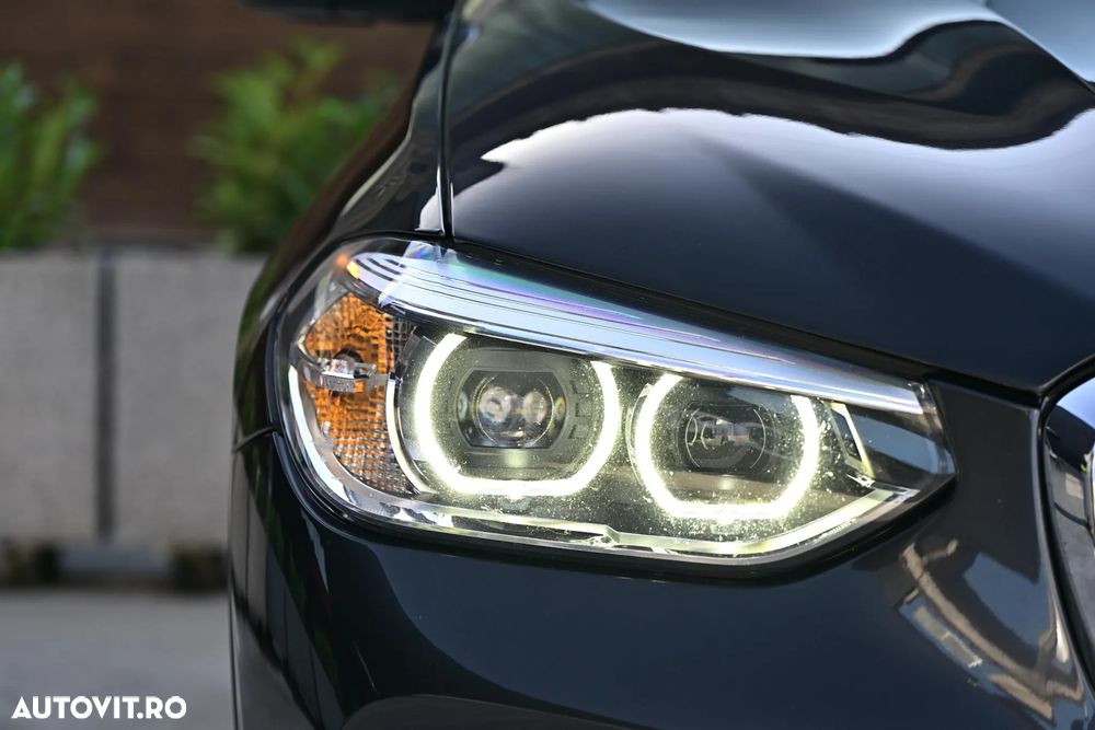 BMW X4 xDrive30i AT xLine - 16