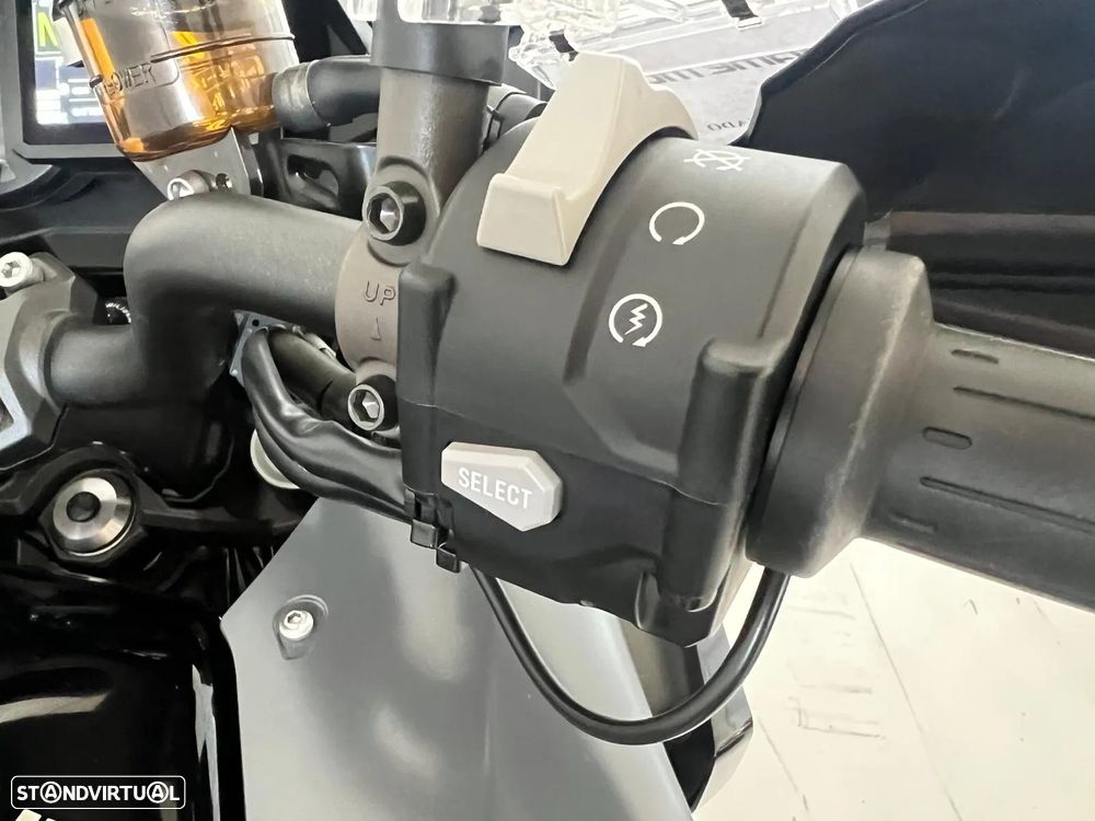 Kawasaki Versys 1000 S - 14