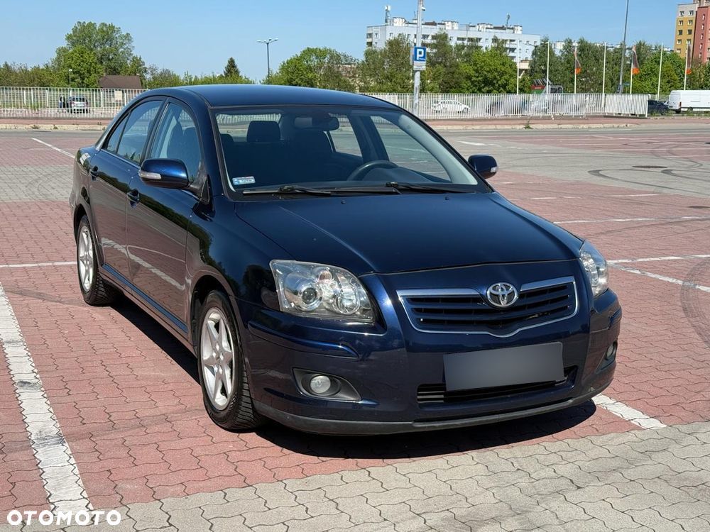 Toyota Avensis 2.0 D-4D Sol - 1