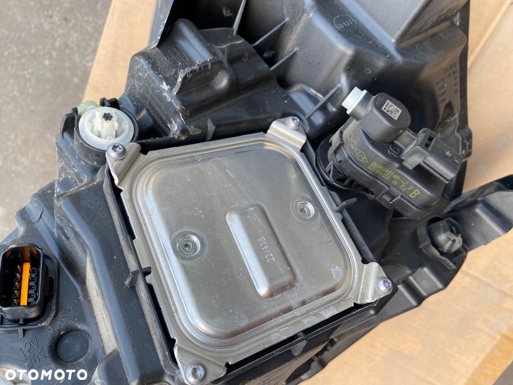 RENAULT CAPTUR 2 II  2022r 2 sztuki Kompletna LAMPA PRZEDNIA PRAWA LEW REFLEKTOR PRAWY lewy PRZÓD FULL LED  LEDOWY  EUROPA FULLLED lampy przednie reflektory 260104900R 260601693R Wwa - 13