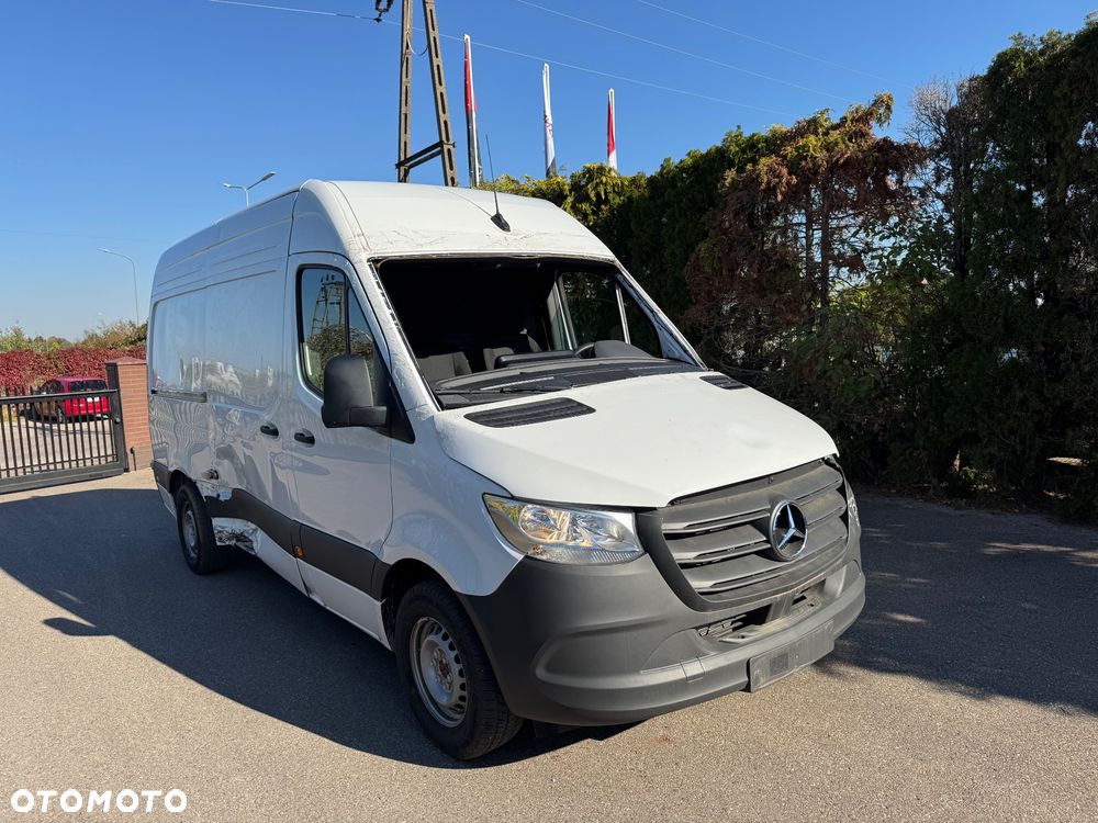 Mercedes-Benz SPRINTER - 4