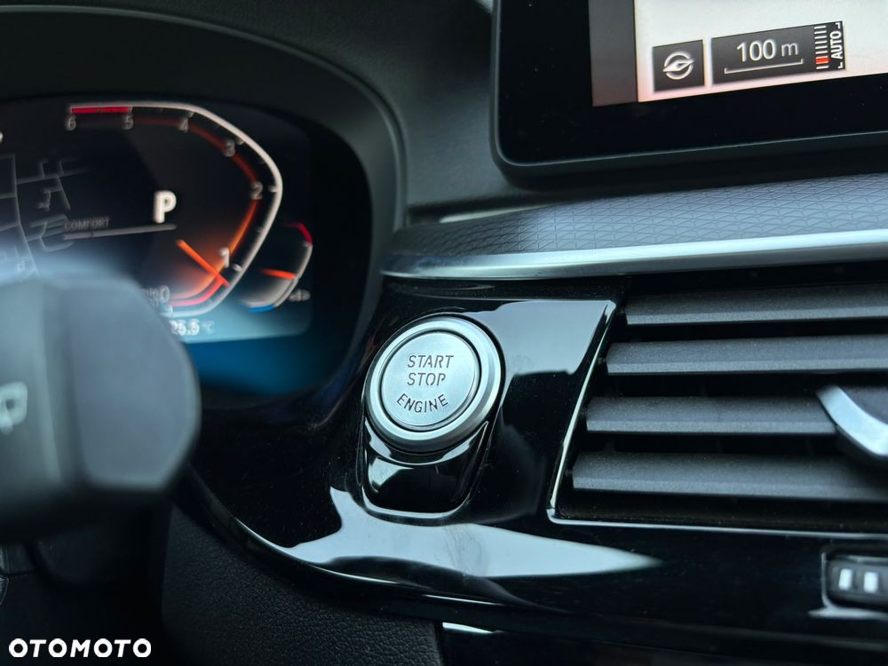 BMW Seria 5 520d xDrive mHEV M Sport sport - 35