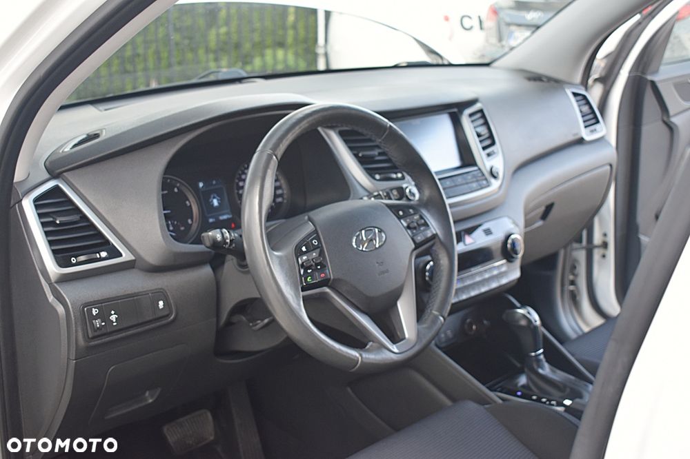 Hyundai Tucson blue 1.7 CRDi 2WD DCT Passion Plus - 18