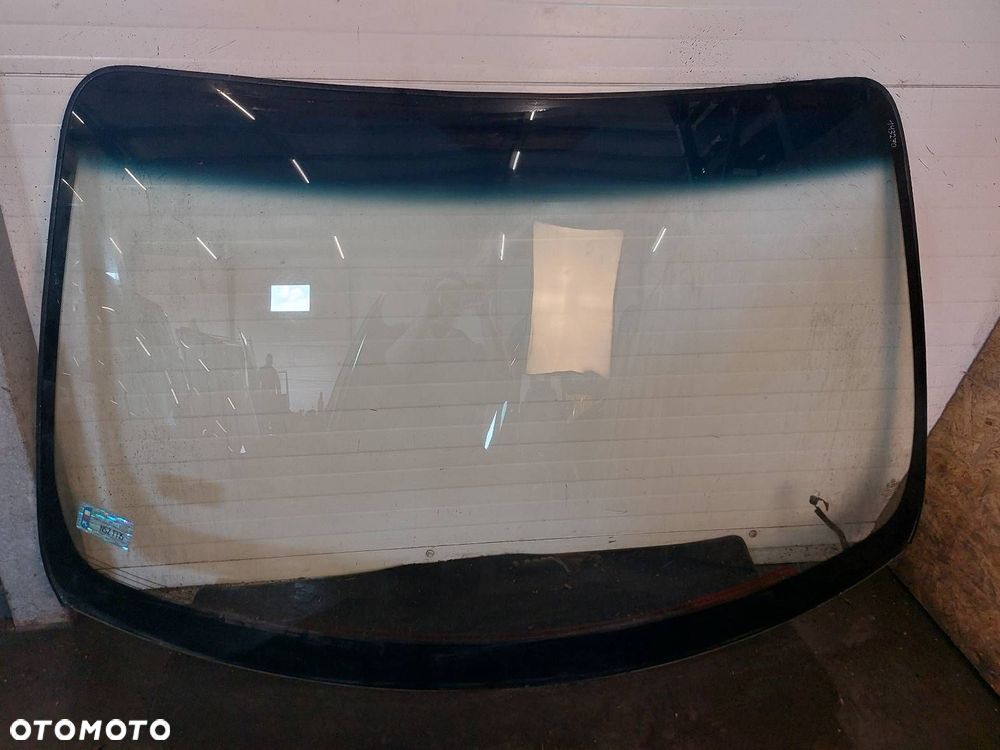 SZYBA CZOŁOWA PRZEDNIA CARNIVAL I FL - 1