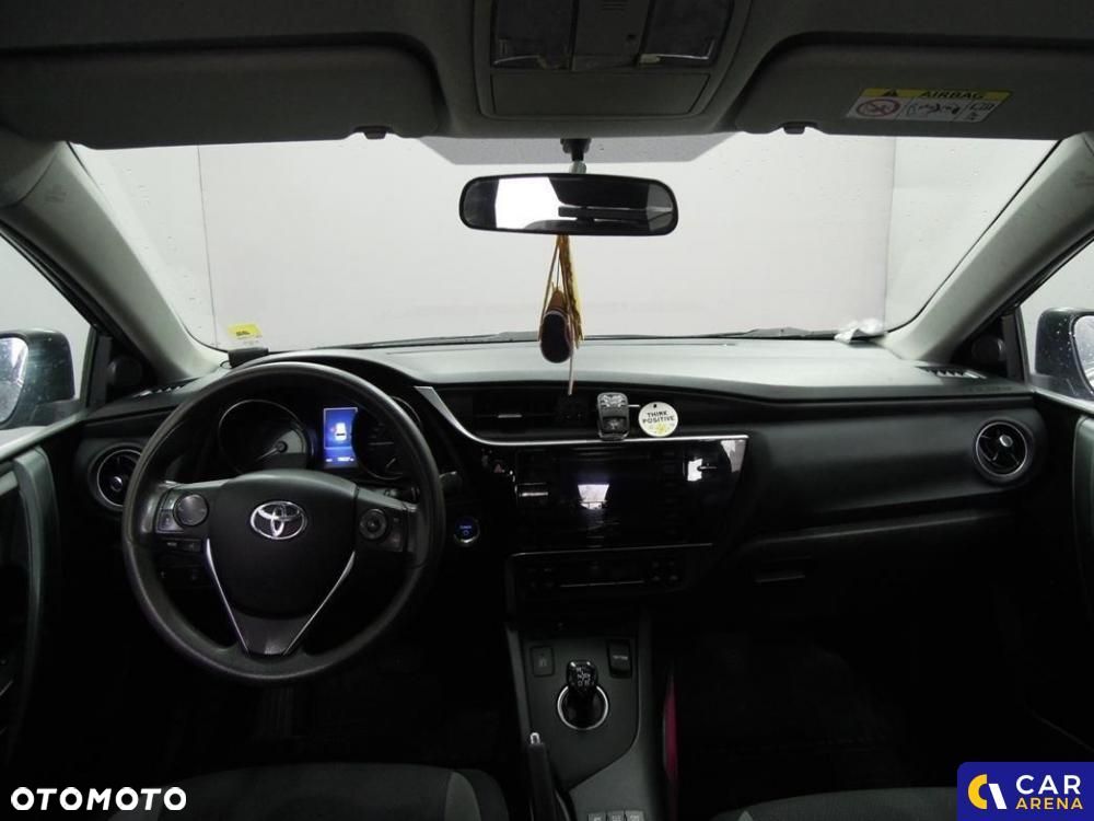 Toyota Auris - 18