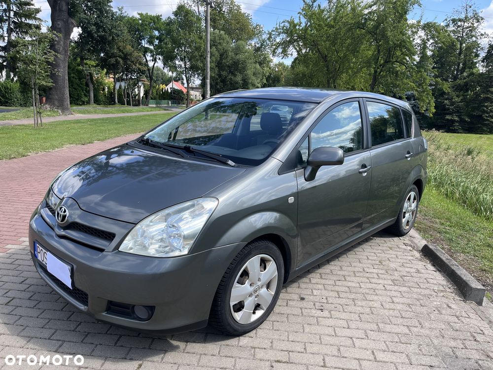 Toyota Corolla Verso 2.2 D-4D Prestige 7os - 5