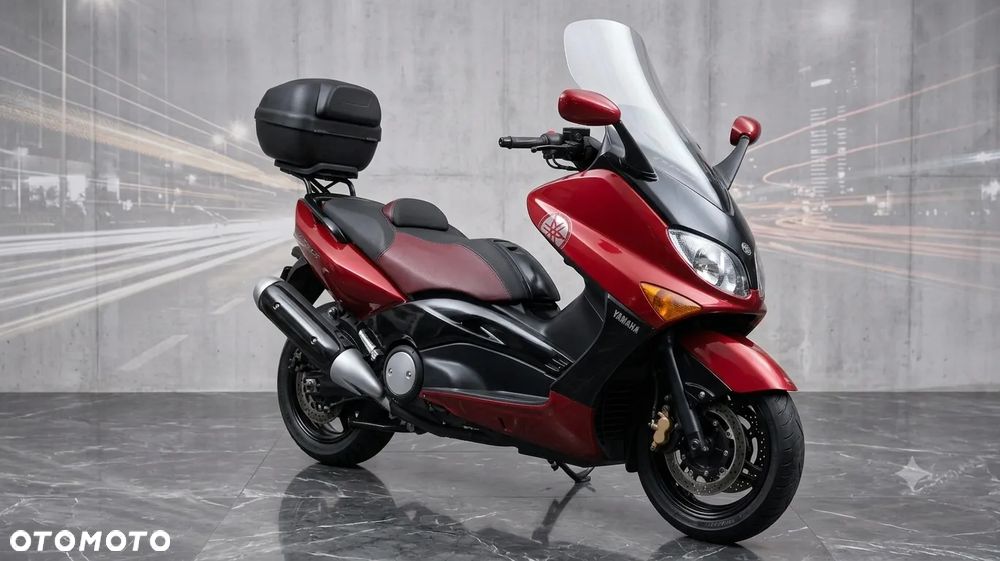 Yamaha Tmax - 15