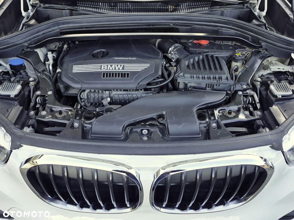 BMW X1 sDrive18i GPF Advantage - 24