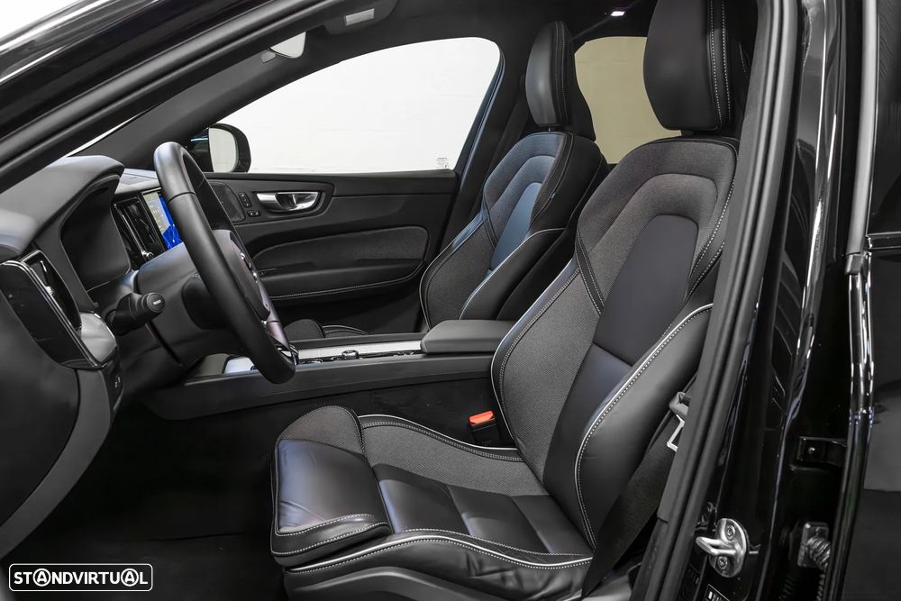 Volvo XC 60 2.0 T6 PHEV Black Edition AWD - 10