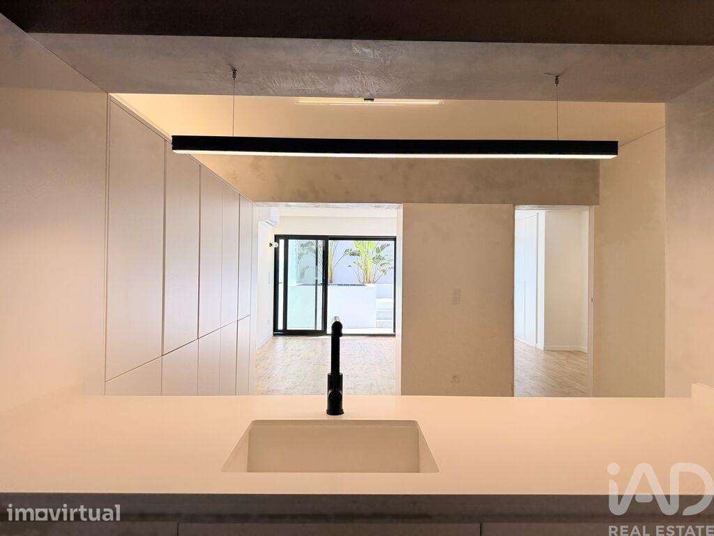Apartamento T1 em Alcântara de 80 m2 - Grande imagem: 2/28