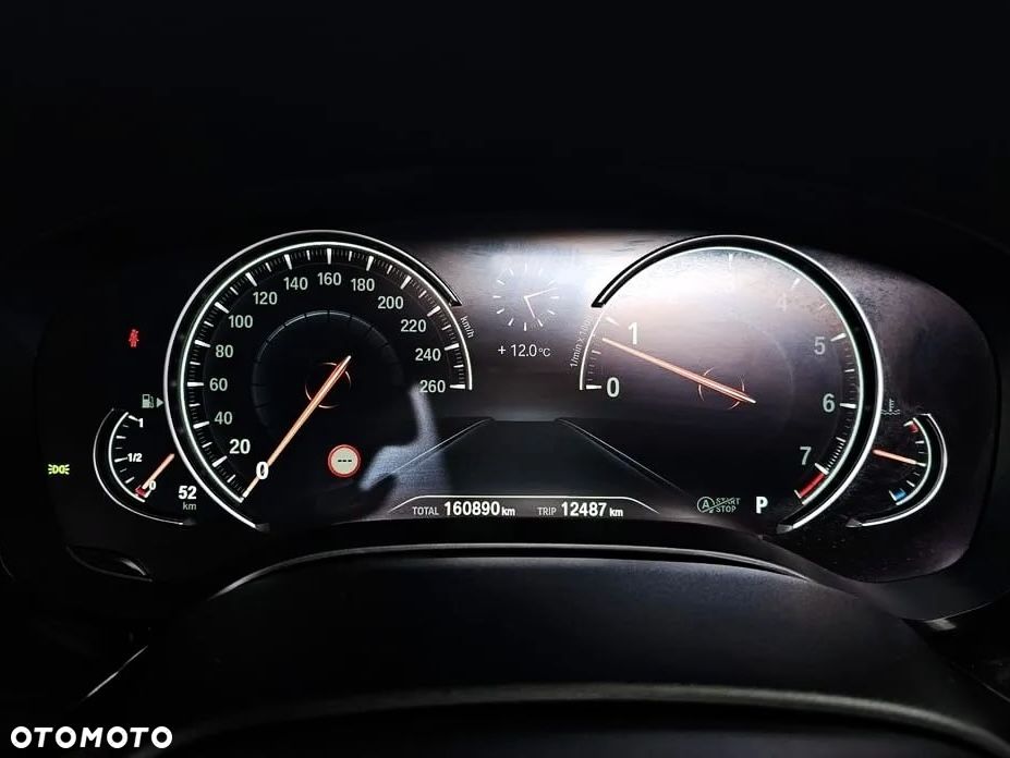 BMW Seria 5 530i xDrive M Sport Edition - 10