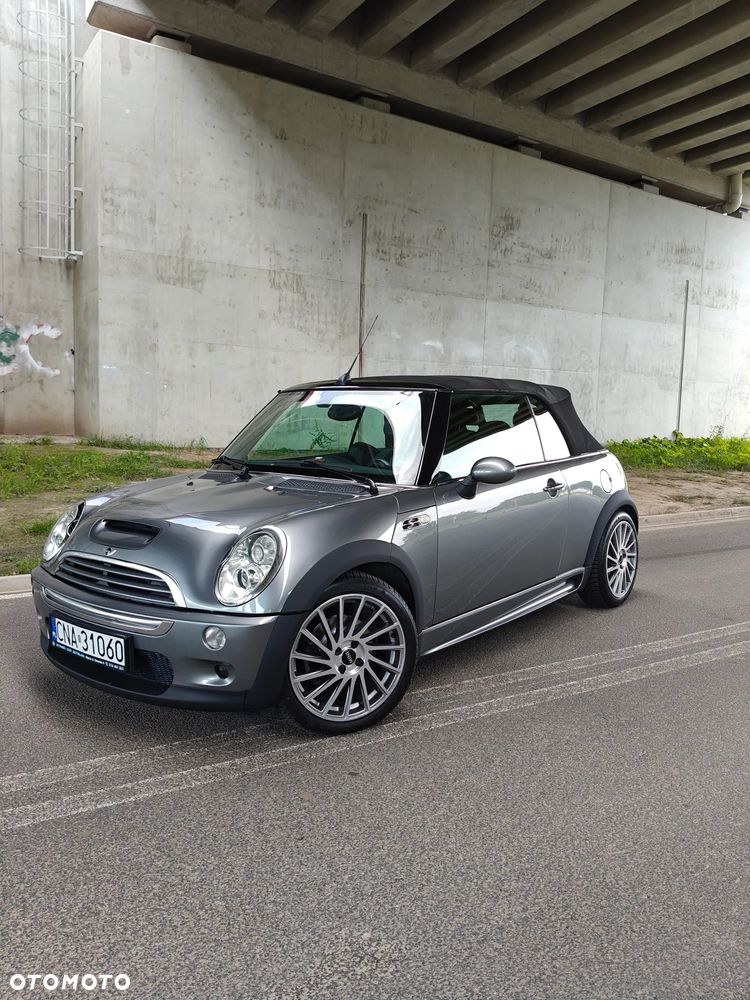 MINI Cooper S Sidewalk - 1