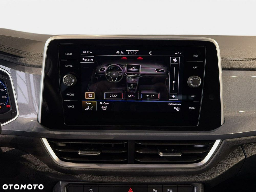 Volkswagen T-Roc - 23
