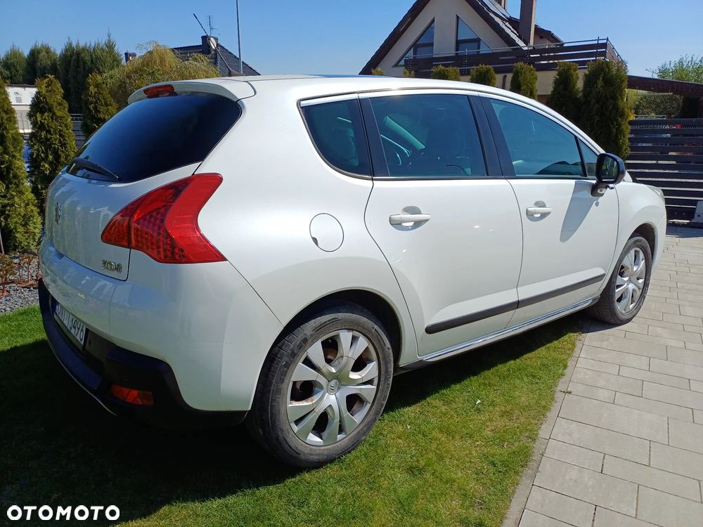 Peugeot 3008 2.0 HDi Premium+ - 19
